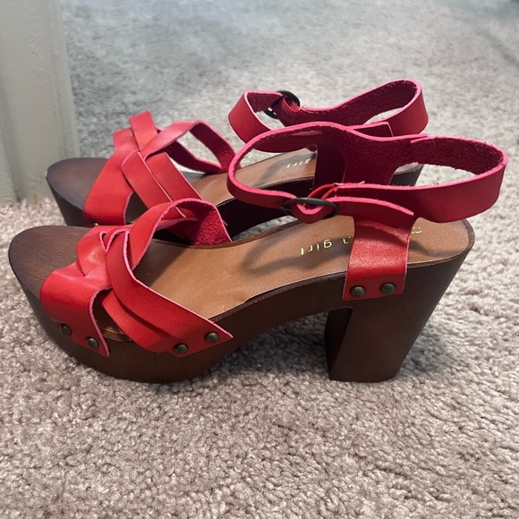 Madden Girl Shoes - Madden Girl red platform heel